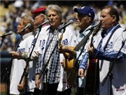 Bóng đá anh, ngoại hạng anh, lịch thi đấu euro 2012, Beach Boys phát hành đĩa đơn đầu tiên sau 20 năm